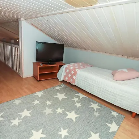 Semesterbostad Rukan Taikavuosselin Helmi 8 B By Interhome