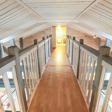 Rukan Taikavuosselin Helmi 8 B By Interhome Ruka